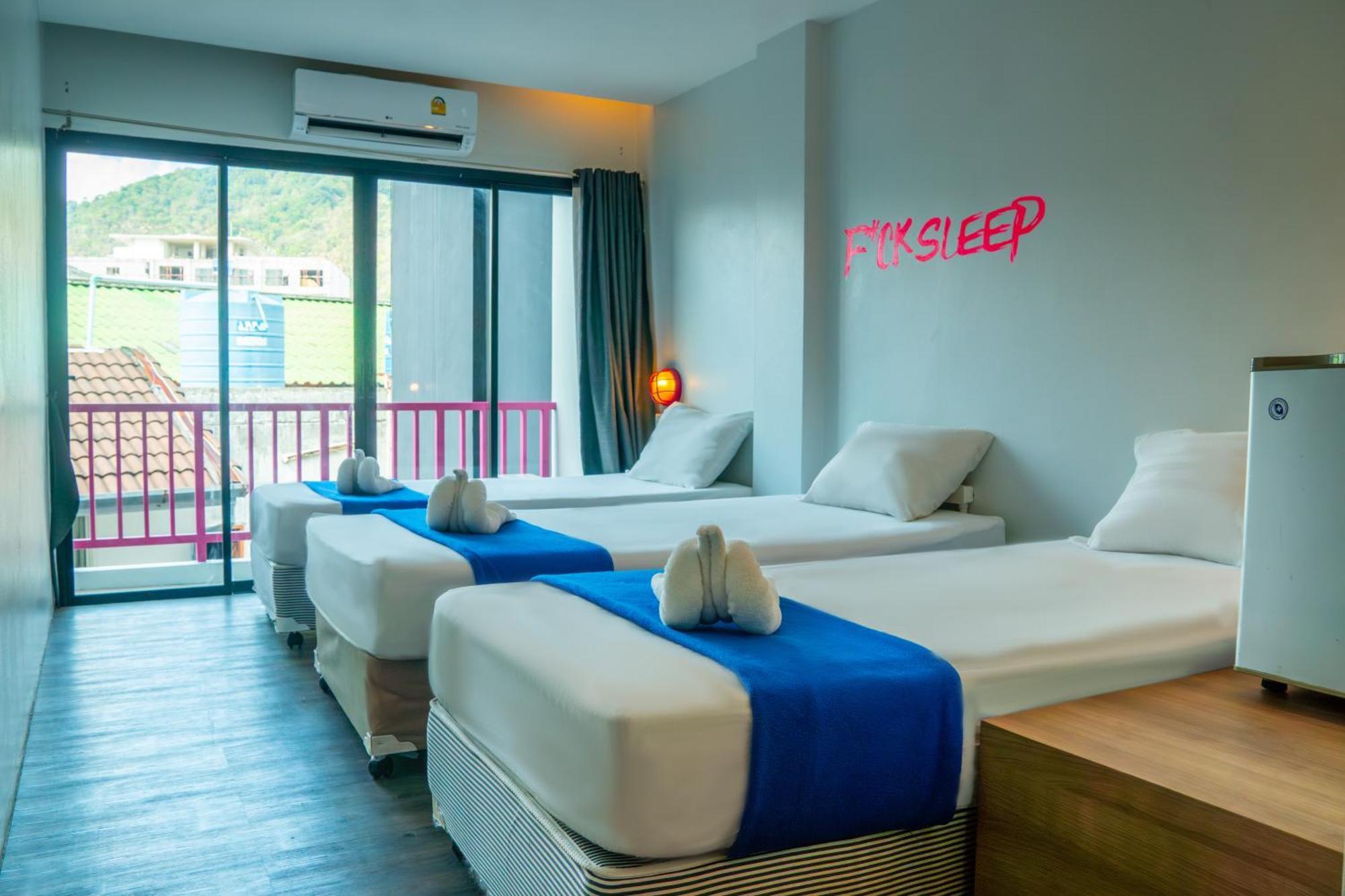 بيت شباب Slumber Surf Phuket Kata المظهر الخارجي الصورة