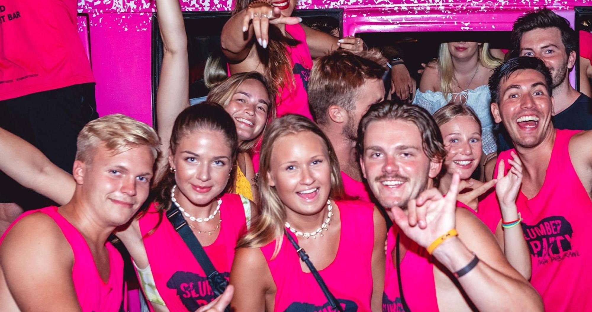 بيت شباب Slumber Surf Phuket Kata المظهر الخارجي الصورة
